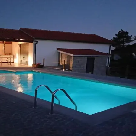 Casa Da Comba -refugio Rural Com Piscina Exclusiva Semesterbostad Alhais