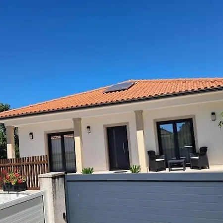 Semesterbostad Casa Da Comba -refugio Rural Com Piscina Exclusiva Alhais