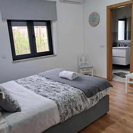 Semesterbostad Casa Da Comba -refugio Rural Com Piscina Exclusiva