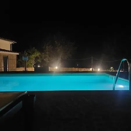 Casa Da Comba -refugio Rural Com Piscina Exclusiva Ferienhaus Alhais